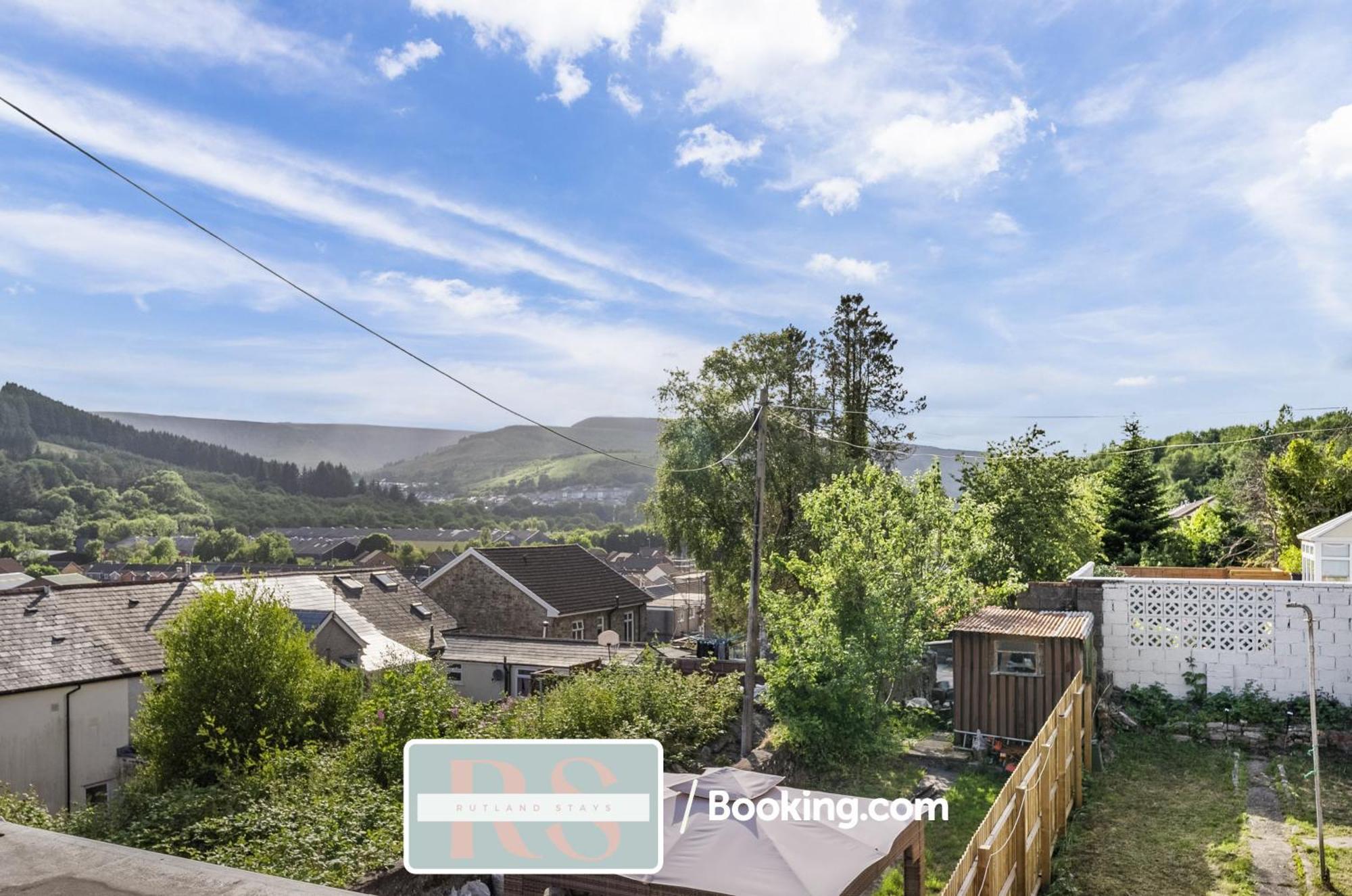 Contractors Accommodation South Wales By Rutland Stays Short Lets & Serviced Accommodation Pentre Treorky Экстерьер фото